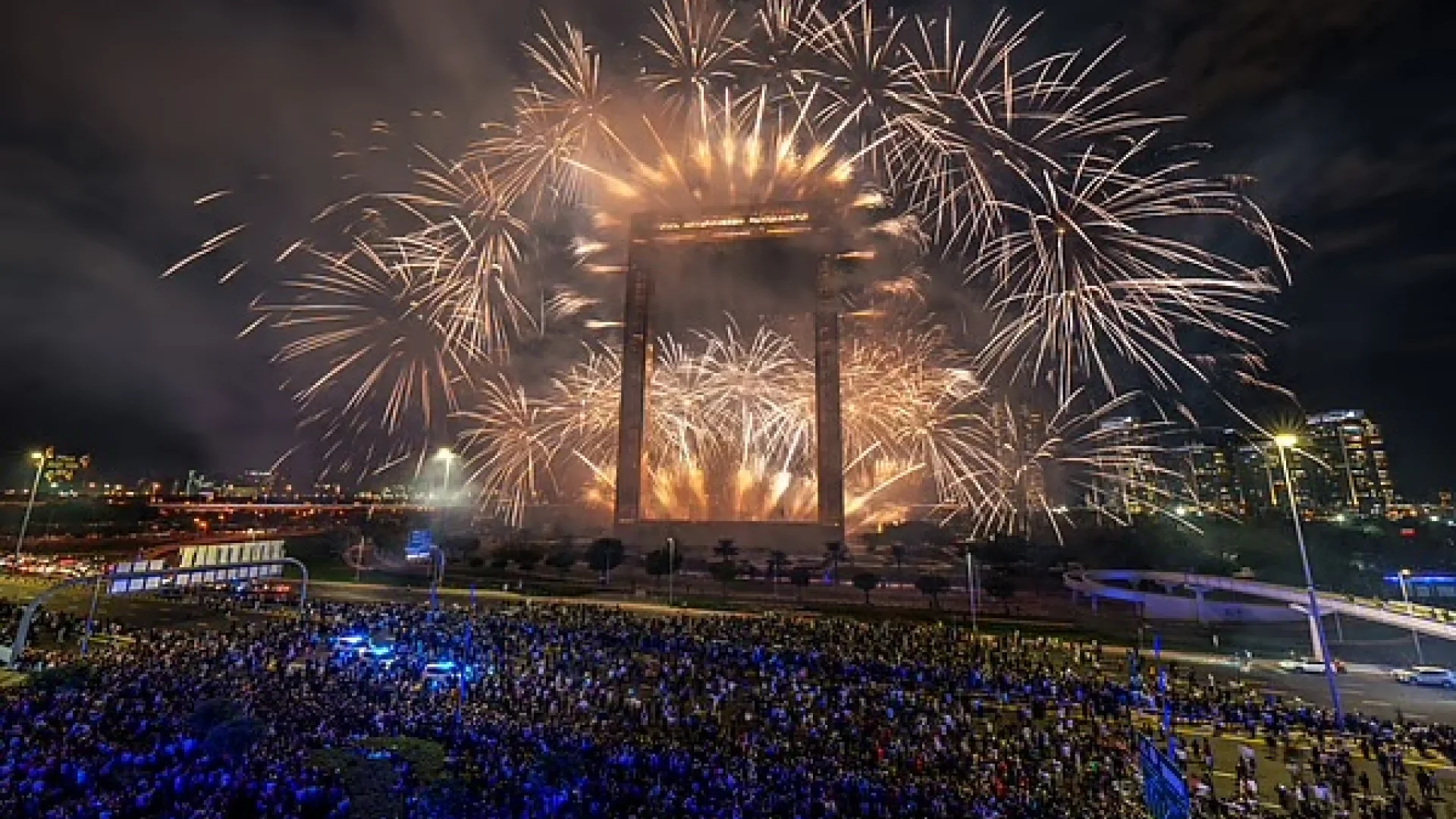 Dubai New Year’s Eve 2025/26: Burj Khalifa, Fireworks & Drones | Die Geissens Real Estate | Luxus Immobilien mit Carmen und Robert Geiss – Die Geissens in Dubai